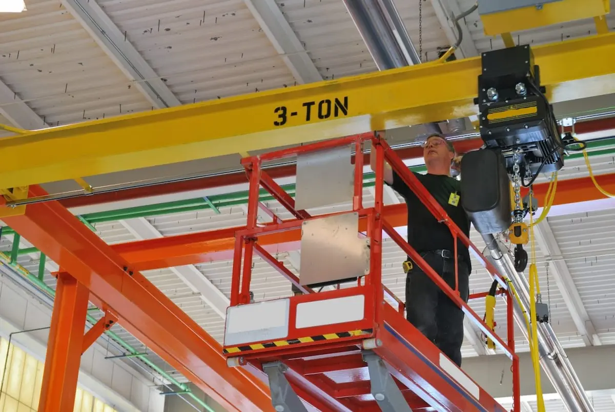 crane-hoist-mechanisms-maintenance-2
