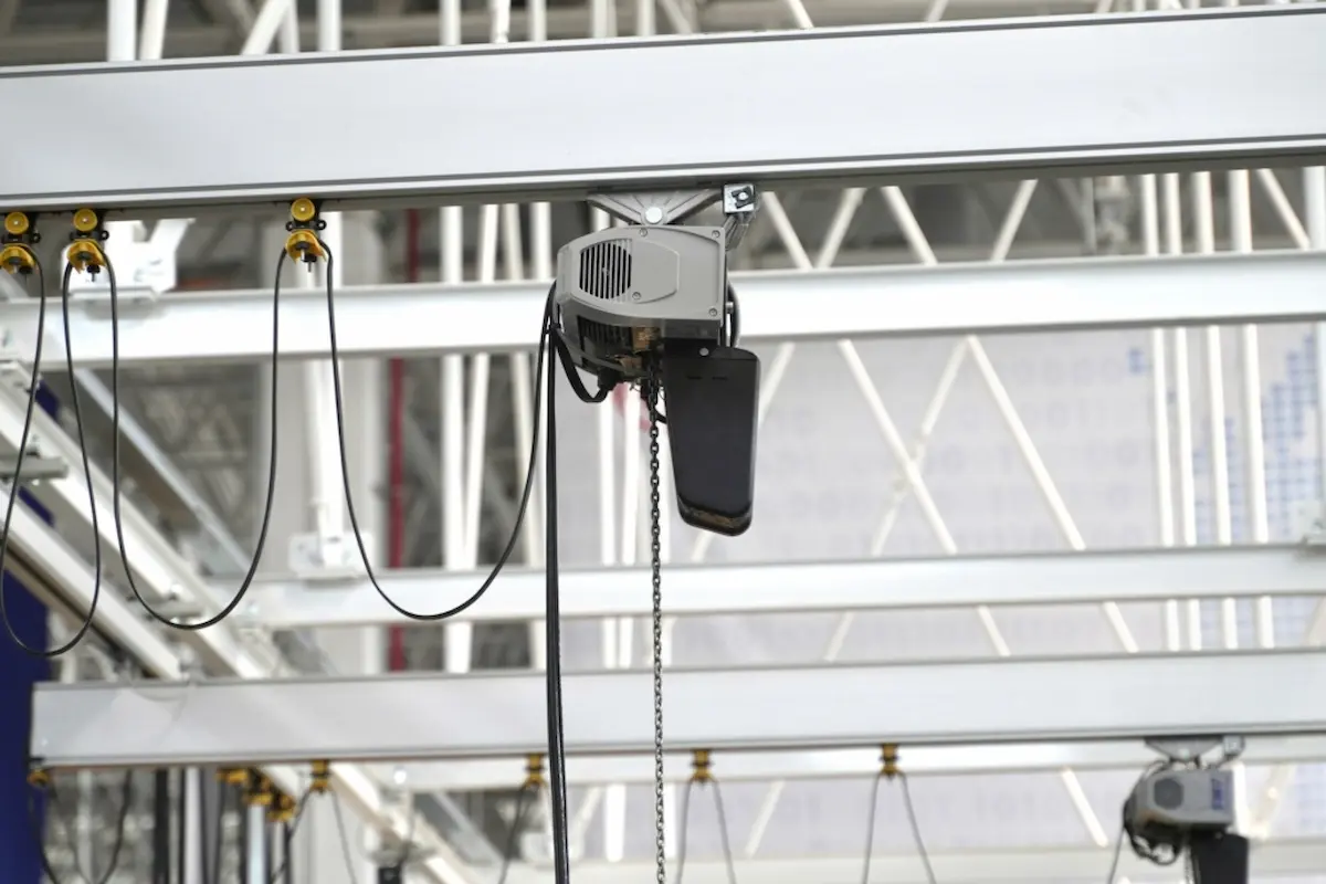hscrane-electric-hoists-case-1