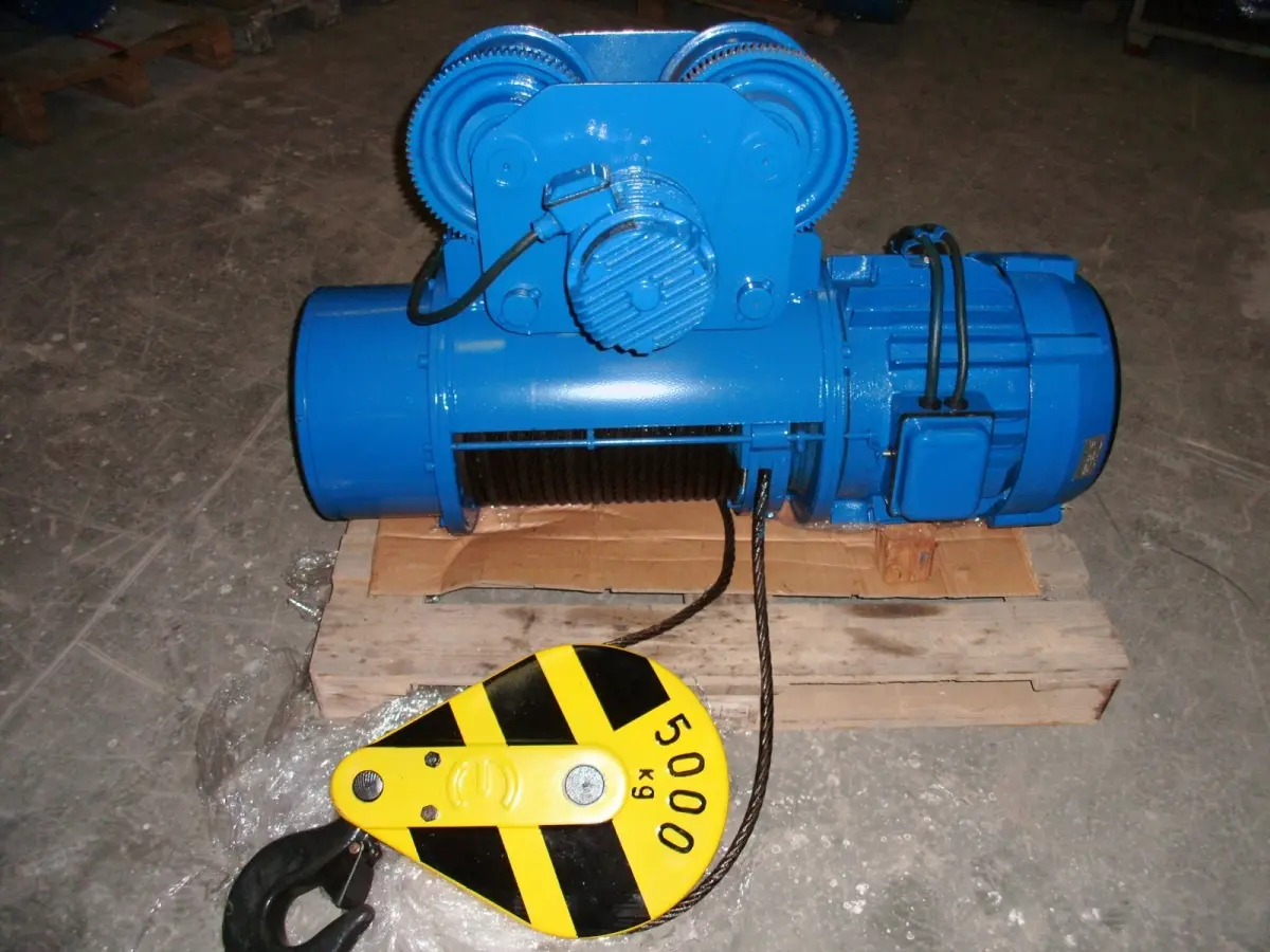 traditional-wire-rope-electric-hoist-1