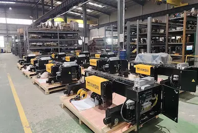 HSCRANE Successfully Delivered 12 Fem Standard Hoists to the UAE