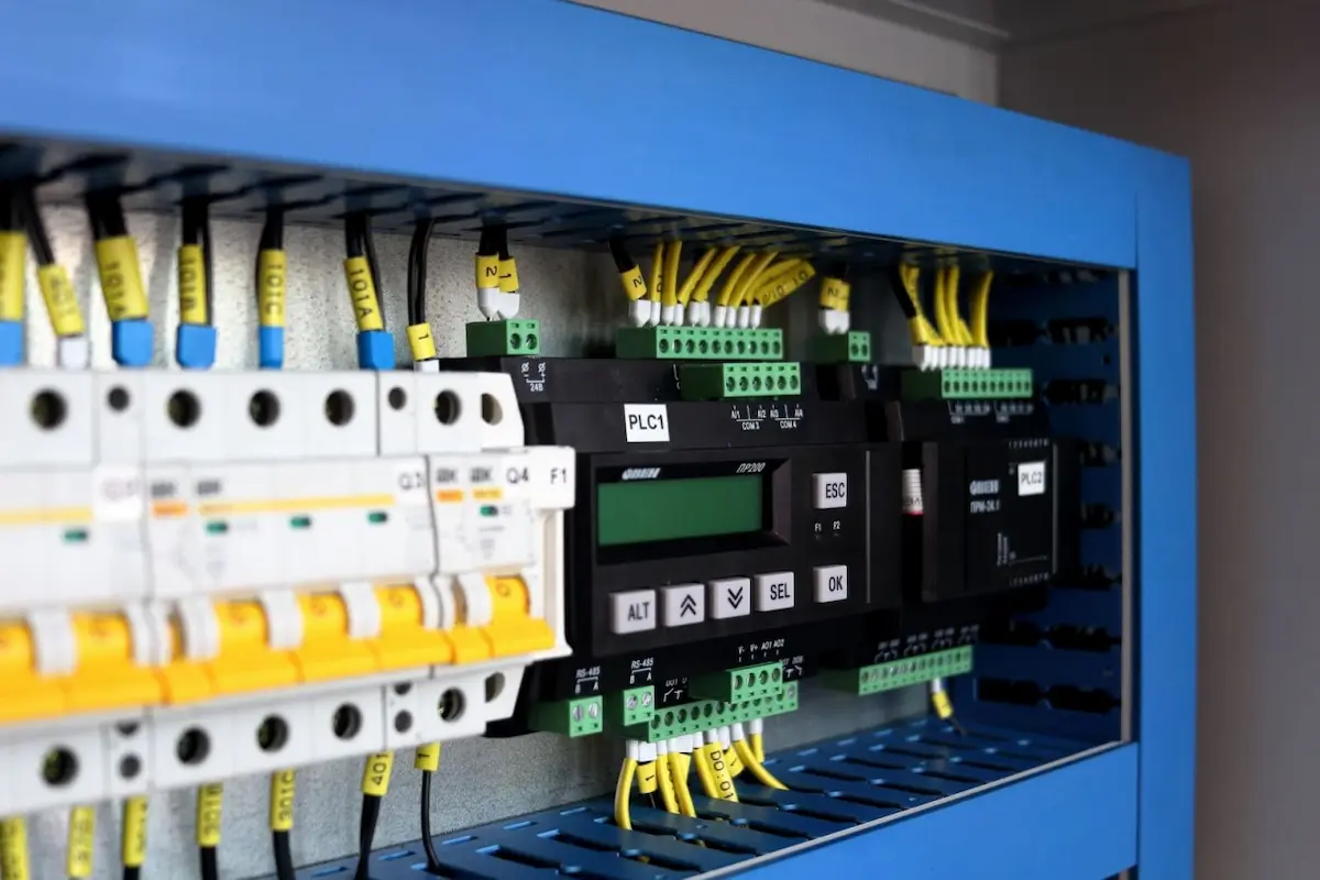 hscrane-plc-control-system