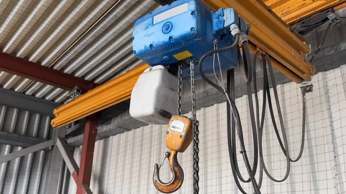avoid-wrong-electric-hoists-2