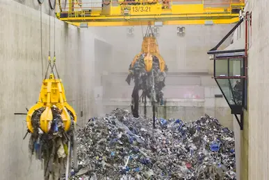 How to Choose a Durable Crane Grab for Highly Corrosive Waste Handl...
